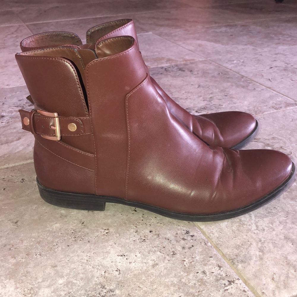 G.H. Bass “Bev” Brown Booties (8.5)